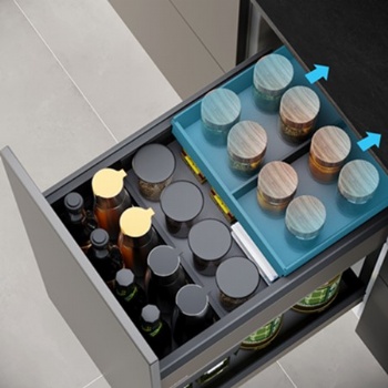HH-Spice bottle pullout