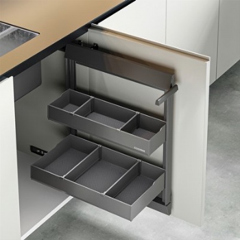 Under sink side pullout basket
