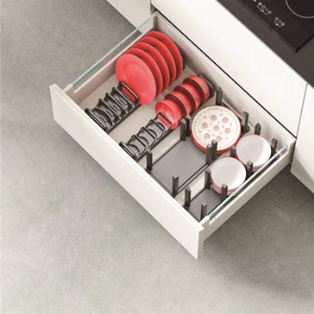 Dishes and plates rack