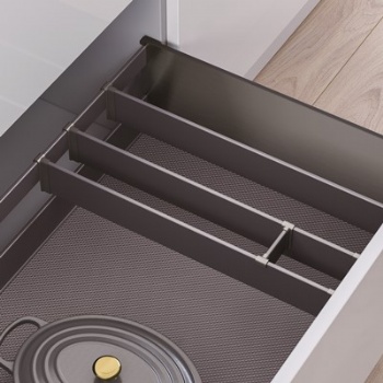 High end cookware pullout basket