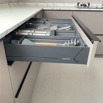 shallow cutlery pullout  basket