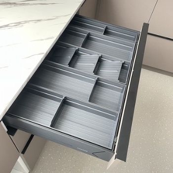 shallow cutlery pullout  basket