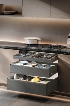 pots and pans drawer pullout