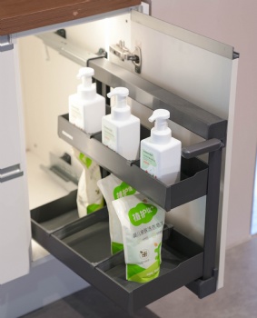 Side Pullout Organizer