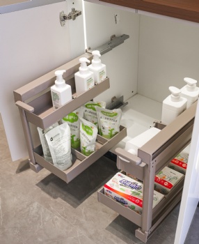 Side Pullout Organizer