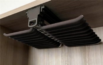 Double pullout pants rack