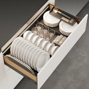 Pullout tableware baskets